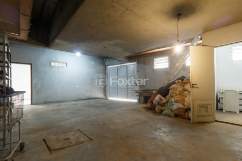 Image 48 - 1007675