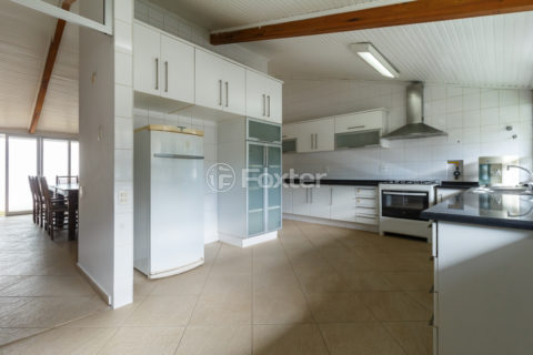 Image 37 - 1007675