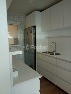 Image 4 - 1007679