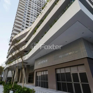 Image 10 - 1007704