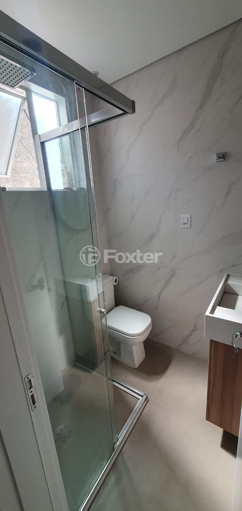 Image 3 - 1007726