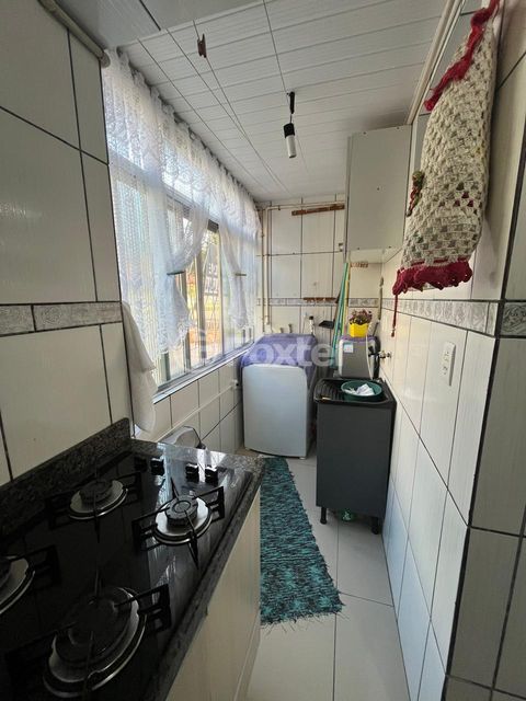 Image 12 - 1007733