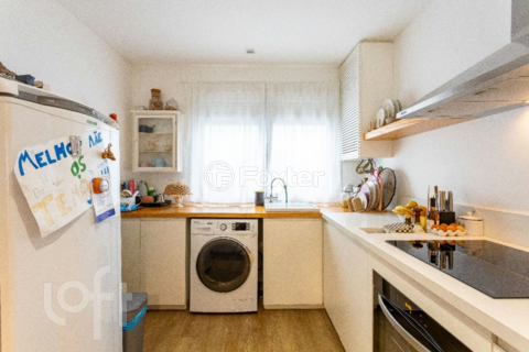 Image 9 - 1007833