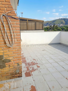 Image 30 - 1007895