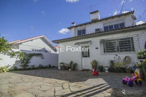 Image 8 - 1007918