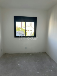 Image 4 - 1007924