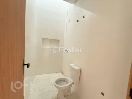 Image 19 - 1007930