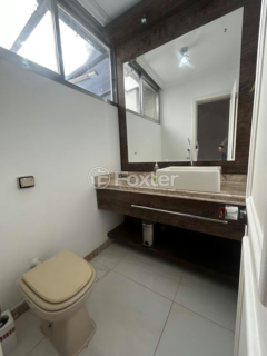 Image 1 - 1007950