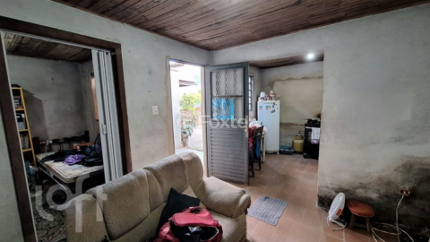 Image 21 - 1007977