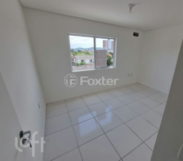 Image 7 - 1007992