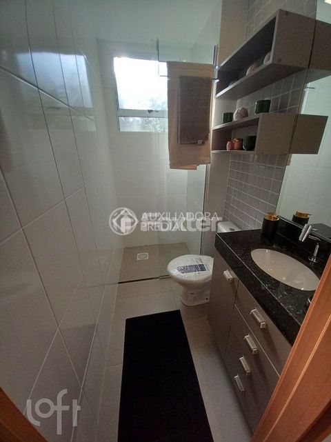 Image 7 - 1008009
