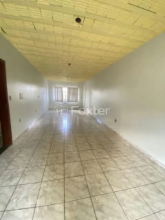 Image 34 - 1008034
