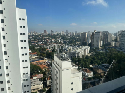 Image 11 - 1008064
