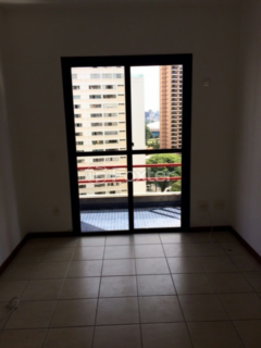 Image 4 - 1008217