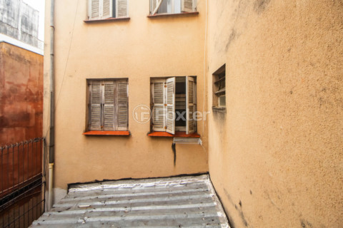 Image 2 - 1008236