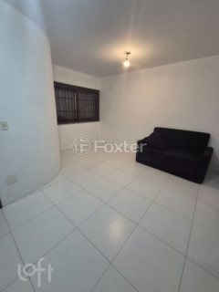 Image 4 - 1008317