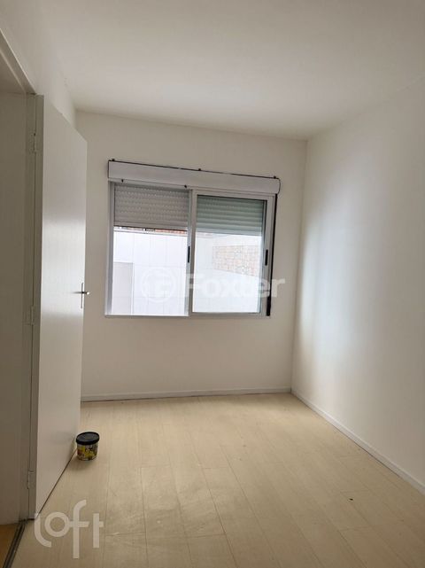 Image 6 - 1008331