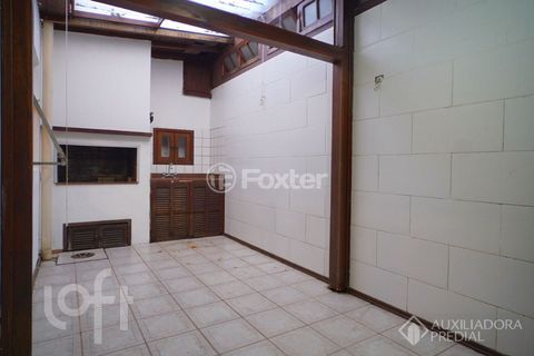 Image 2 - 1008352