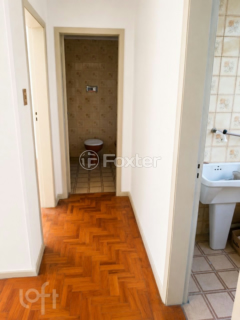 Image 3 - 1008371