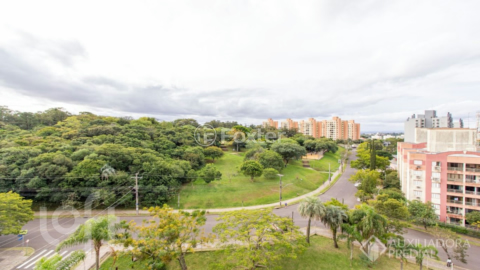Image 3 - 1008395