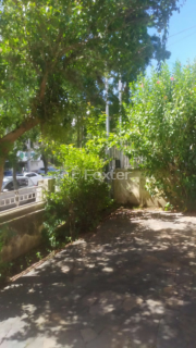 Image 2 - 1008446