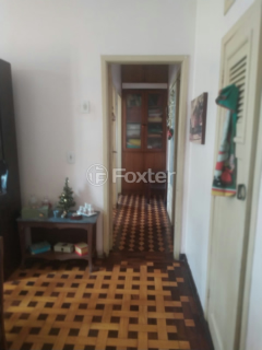 Image 6 - 1008446