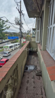 Image 4 - 1008456