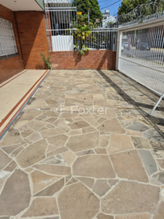 Image 2 - 1008462
