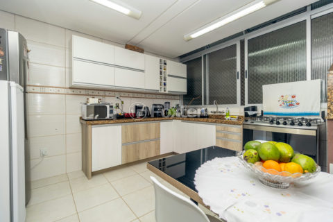 Image 16 - 1008473