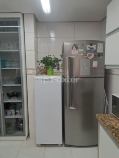 Image 8 - 1008473