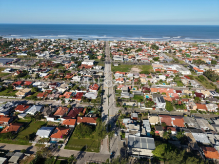 Image 32 - 1008543