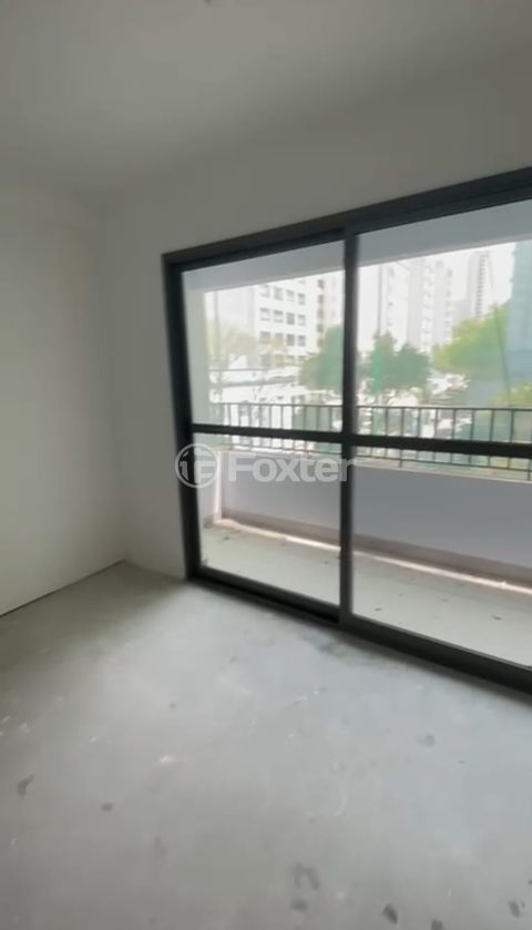 Image 1 - 1008873