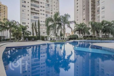 Image 4 - 1008936