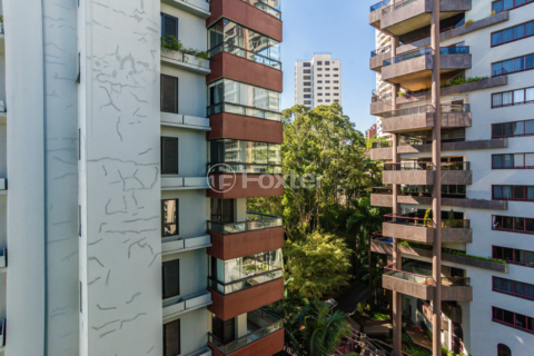 Image 5 - 1008948