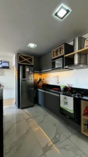 Image 3 - 1008966
