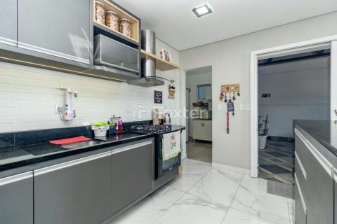 Image 34 - 1008966