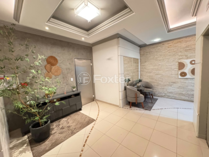 Image 19 - 1008993