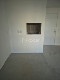 Image 5 - 1008997