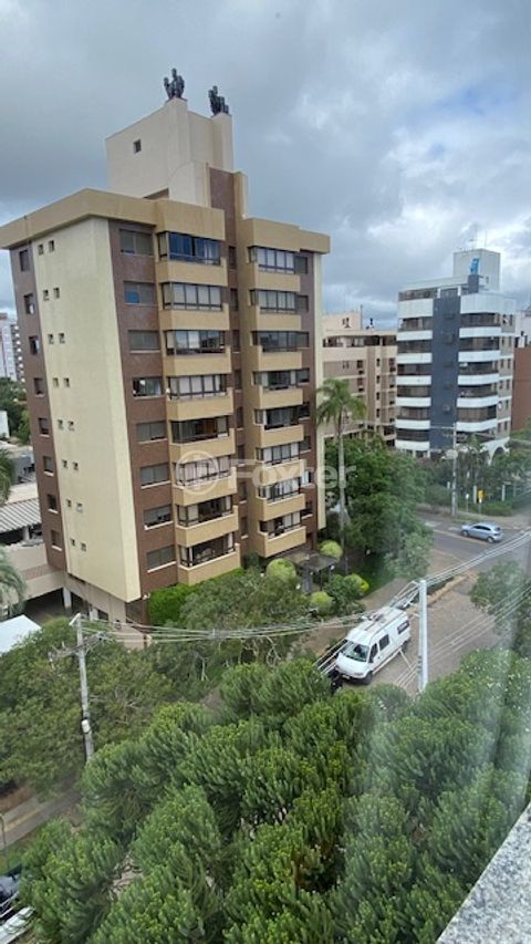 Image 2 - 1009055