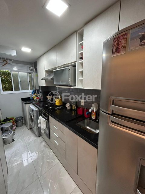 Image 2 - 1009062