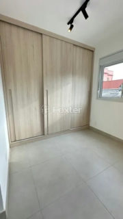 Image 4 - 1009079