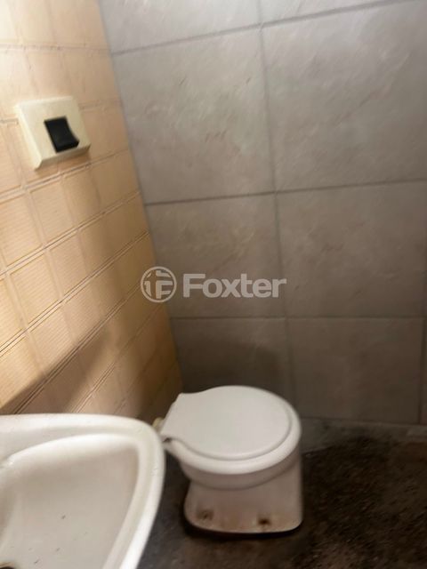 Image 11 - 1009117