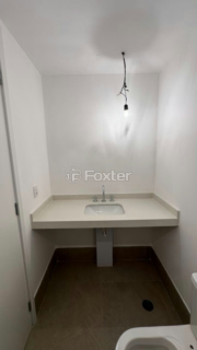 Image 3 - 1009139
