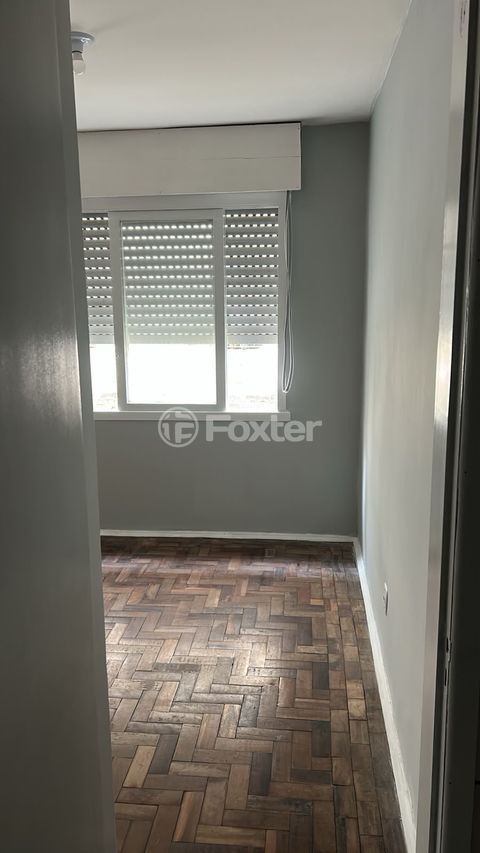 Image 7 - 1009147