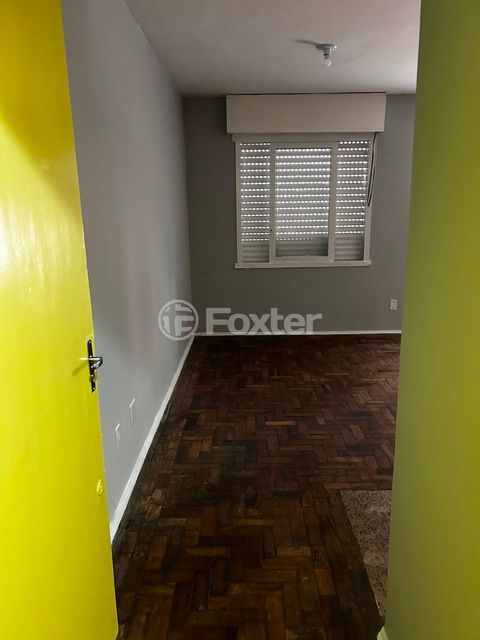 Image 3 - 1009147