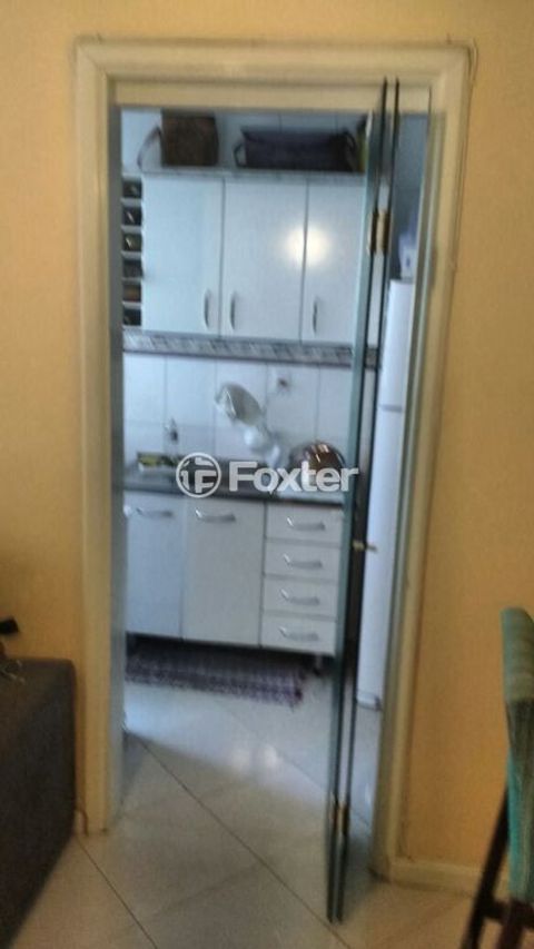 Image 4 - 1009204
