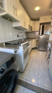 Image 30 - 1009230