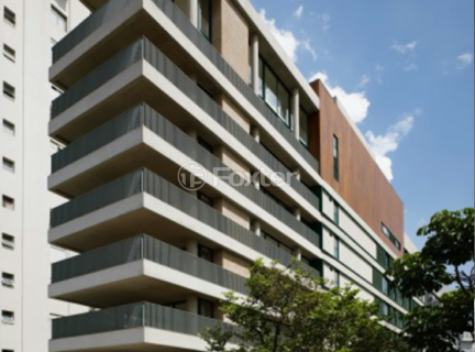 Image 9 - 1009355