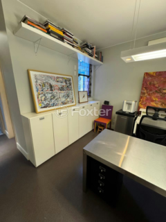 Image 6 - 1009440