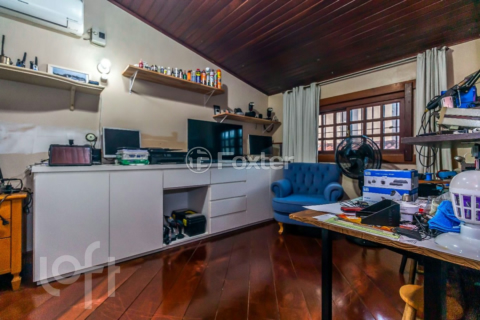 Image 29 - 1009444